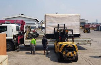 400KVA Yuchai Diesel Generator Set Unload Container In Bangkok
